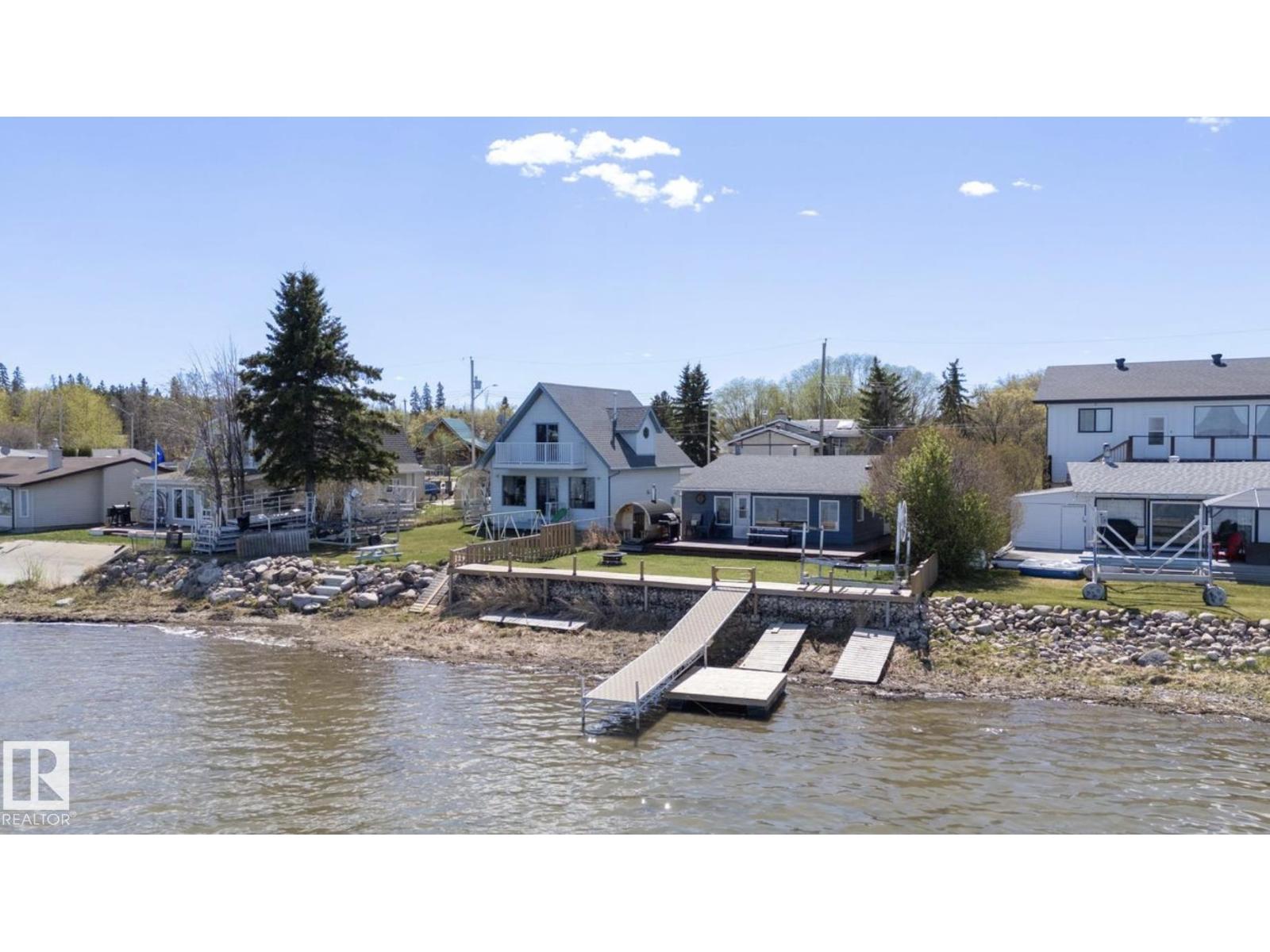 6330 Ste Anne Trail, Rural Lac Ste. Anne County, Alberta  T0E 0A0 - Photo 5 - E4454077