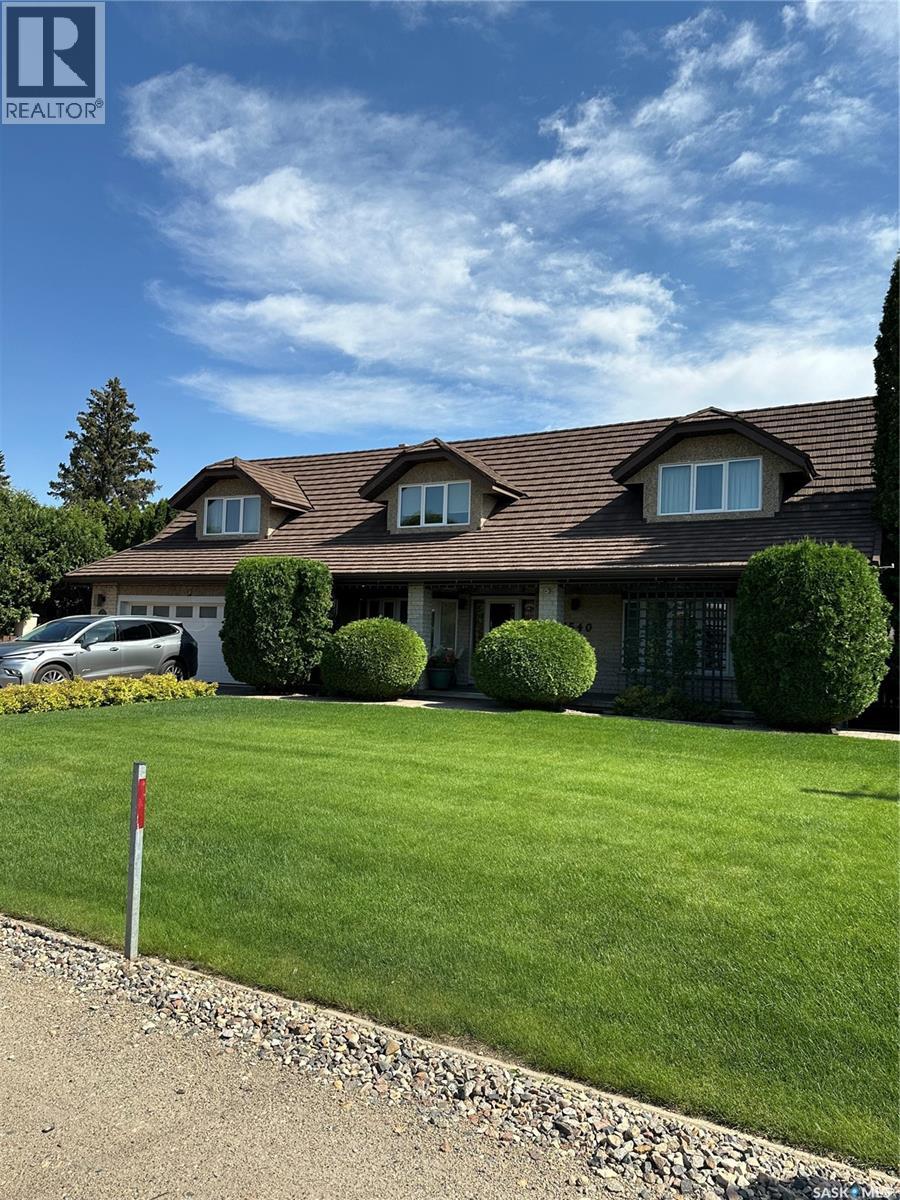 1540 Crerar Drive, Saskatoon, Saskatchewan  S7M 5K7 - Photo 1 - SK016103