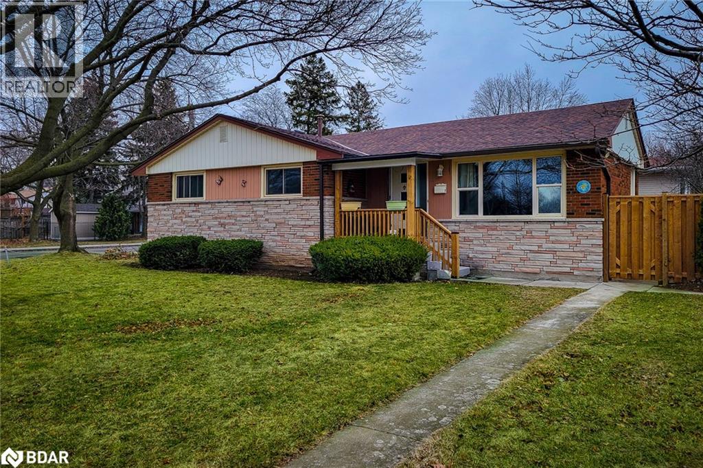 81 West 25th Street, Hamilton, Ontario  L9C 4X3 - Photo 1 - 40762448