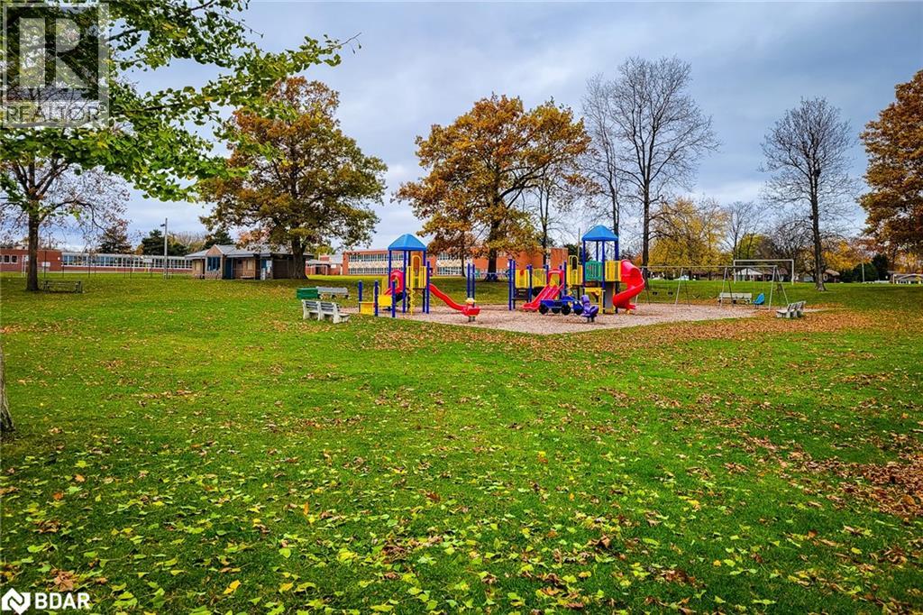 81 West 25th Street, Hamilton, Ontario  L9C 4X3 - Photo 15 - 40762448
