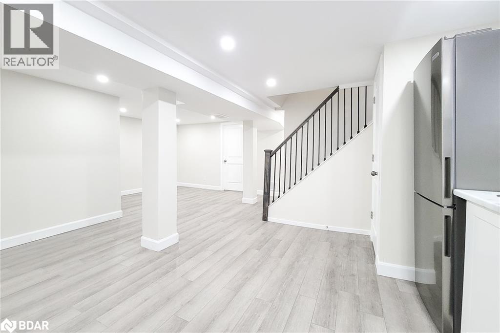 81 West 25th Street, Hamilton, Ontario  L9C 4X3 - Photo 7 - 40762448