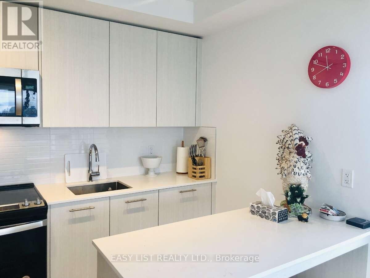 2708 - 286 Main Street, Toronto, Ontario  M4C 0B3 - Photo 12 - E12357590