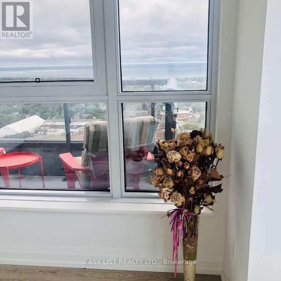 2708 - 286 Main Street, Toronto, Ontario  M4C 0B3 - Photo 14 - E12357590