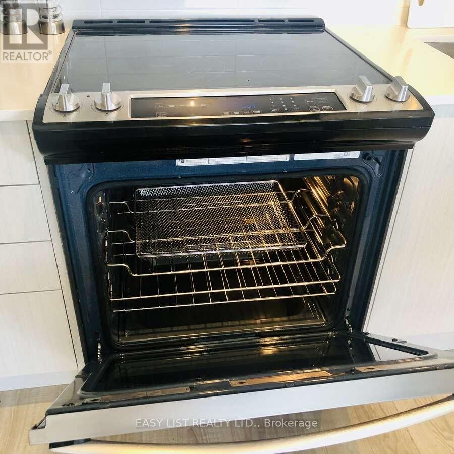 2708 - 286 Main Street, Toronto, Ontario  M4C 0B3 - Photo 20 - E12357590