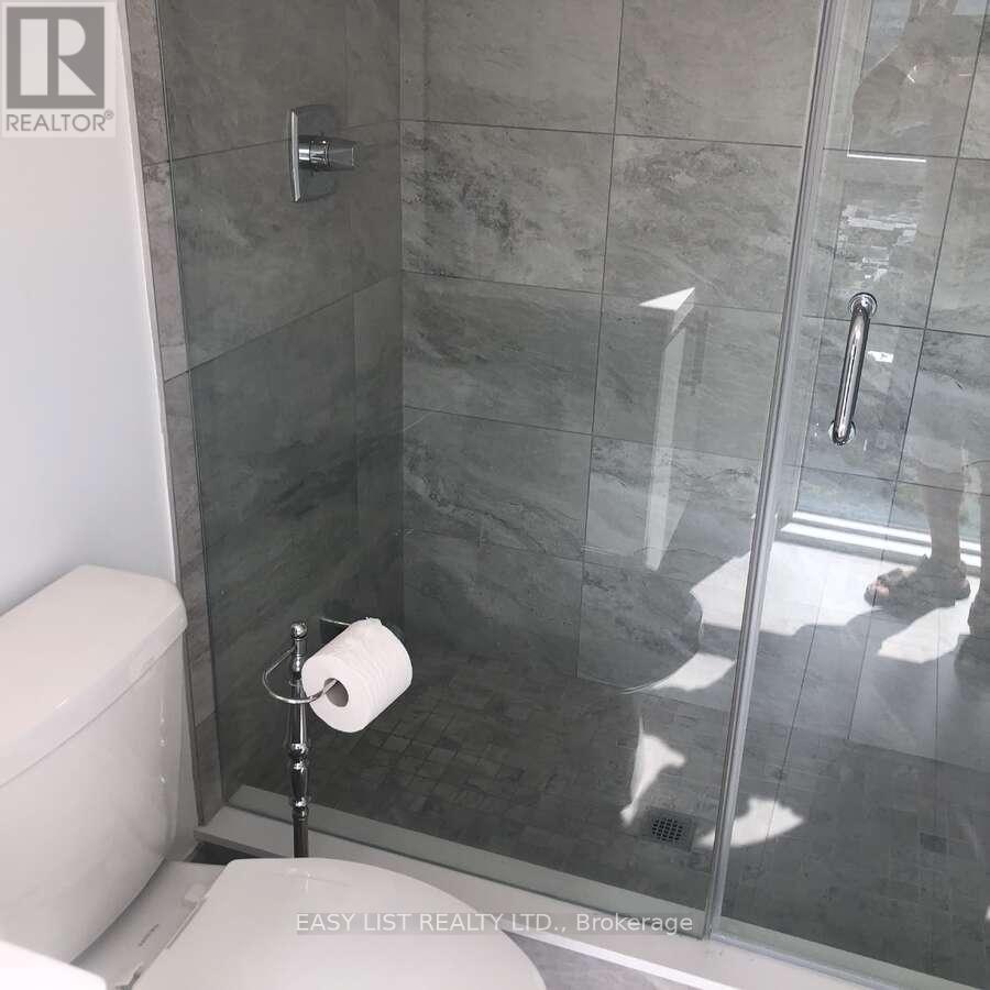 2708 - 286 Main Street, Toronto, Ontario  M4C 0B3 - Photo 42 - E12357590