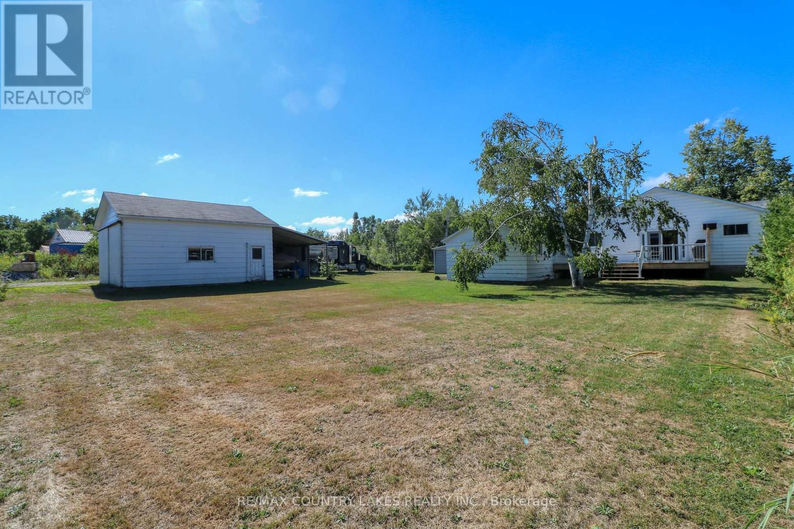 122 Victoria Avenue, Brock, Ontario  L0K 1A0 - Photo 15 - N12357546