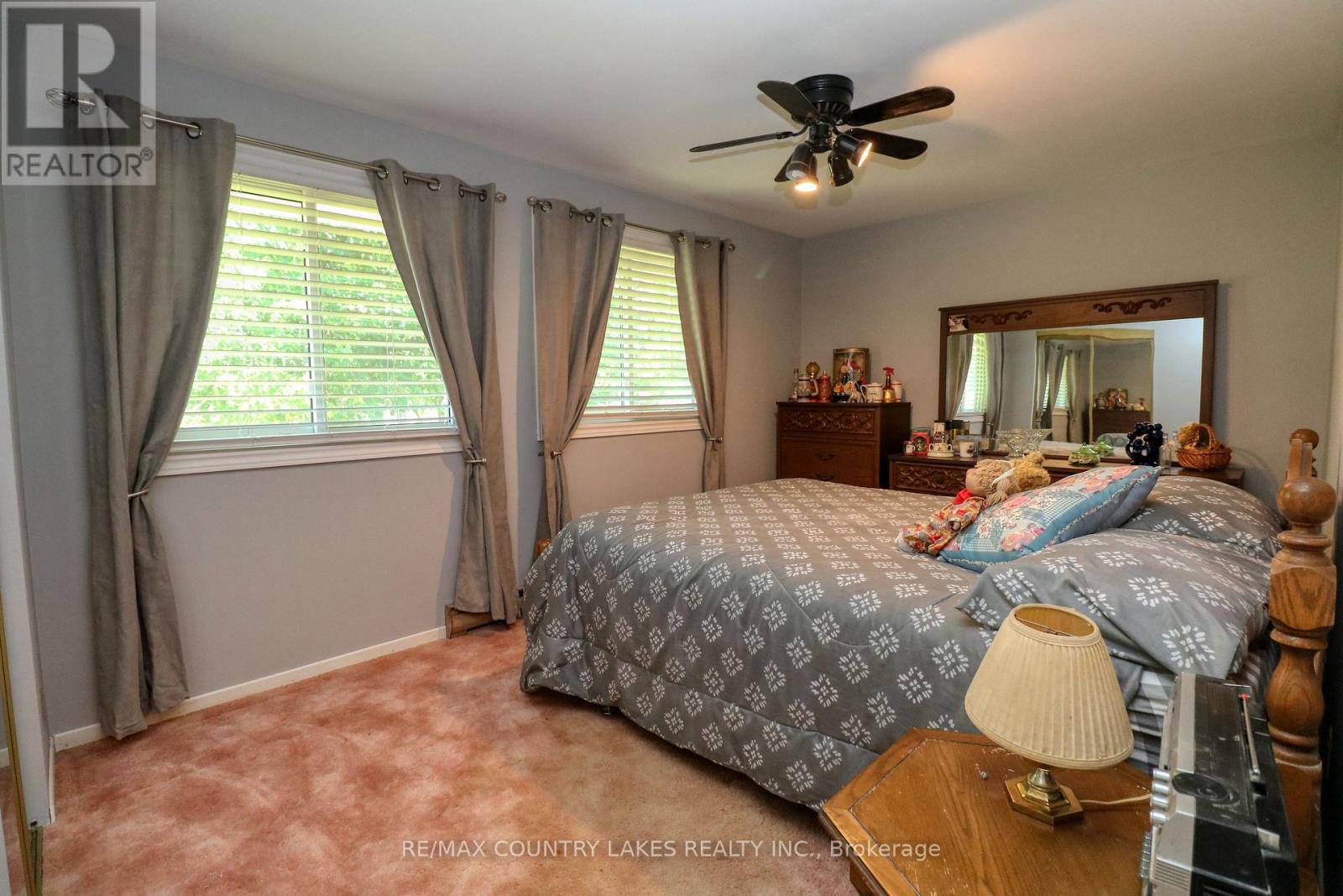 122 Victoria Avenue, Brock, Ontario  L0K 1A0 - Photo 6 - N12357546