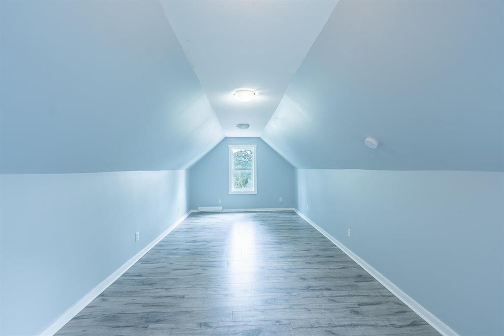 808 Alverstone Street, Winnipeg, Manitoba  R2H 2H2 - Photo 16 - 202520601