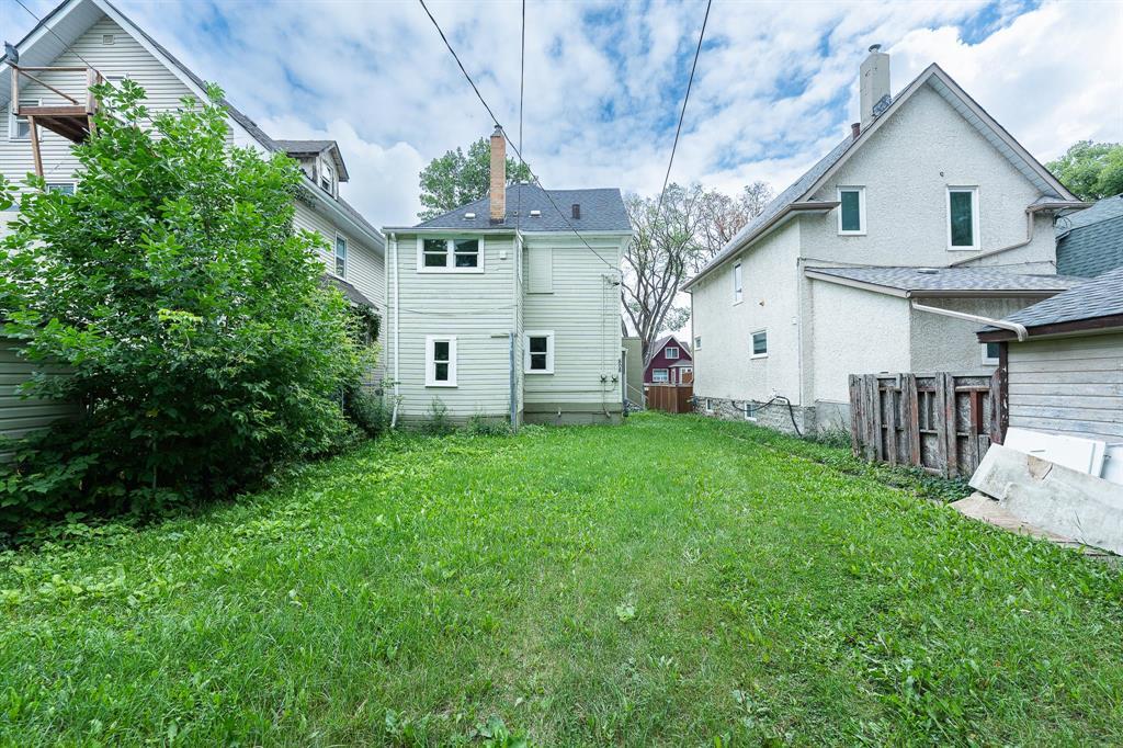 808 Alverstone Street, Winnipeg, Manitoba  R2H 2H2 - Photo 23 - 202520601