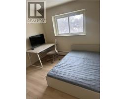 145 MACGREGOR Crescent Unit# 11 116 - Glenridge/Lincoln Heights