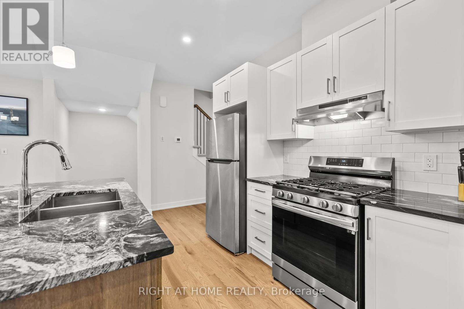 47 Mac Beattie Drive, Arnprior, Ontario  K7S 0J3 - Photo 19 - X12357632