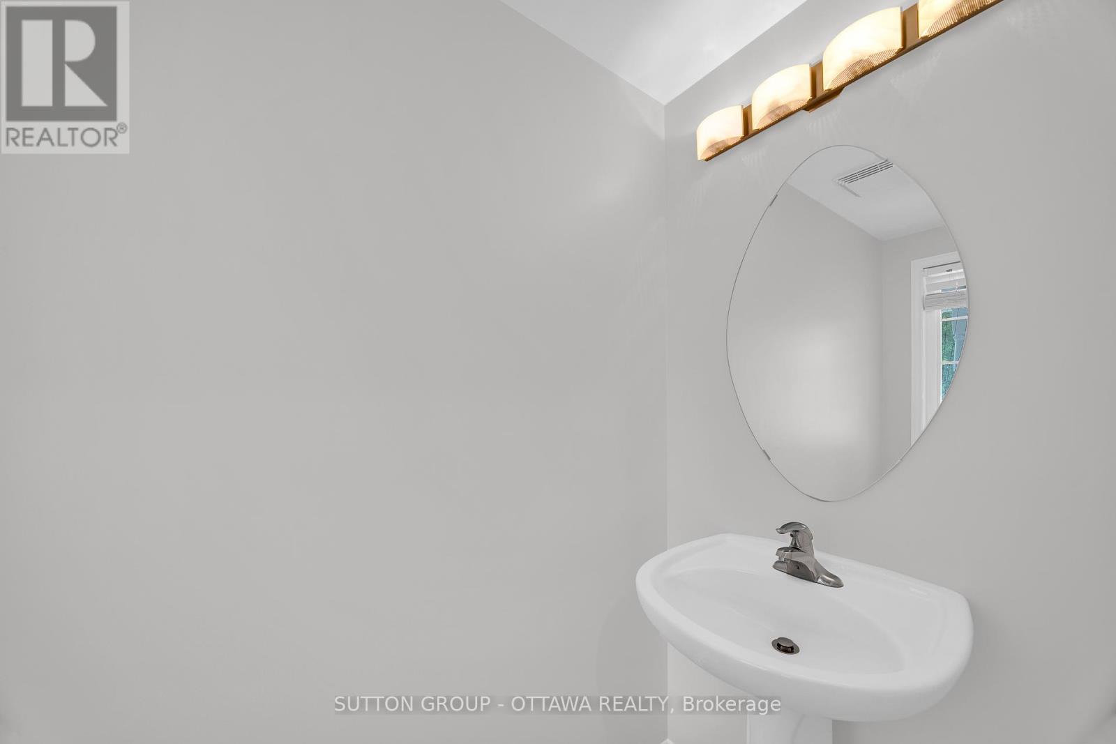 554 Ashbourne Crescent, Ottawa, Ontario  K2J 0P6 - Photo 36 - X12357675
