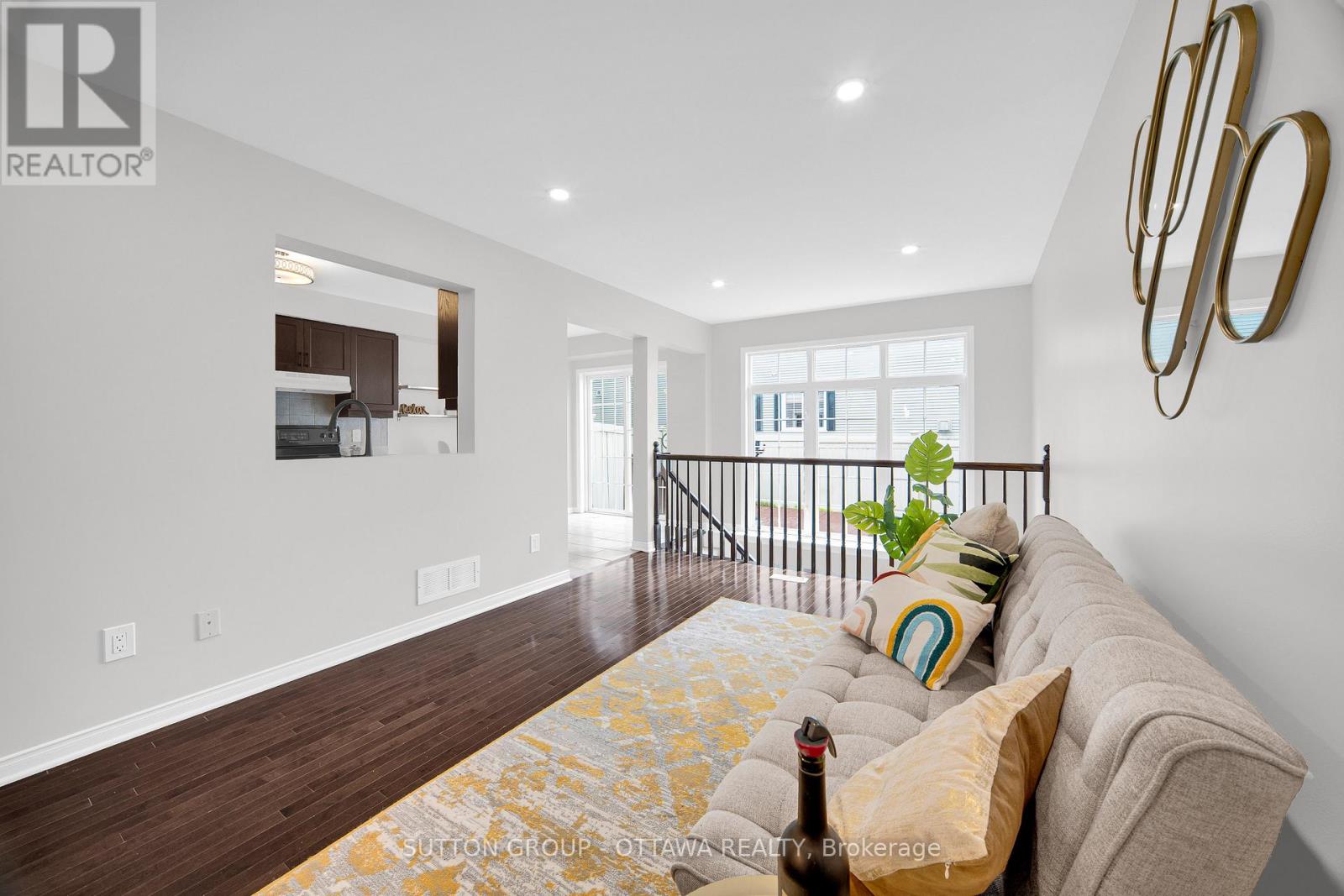554 Ashbourne Crescent, Ottawa, Ontario  K2J 0P6 - Photo 5 - X12357675