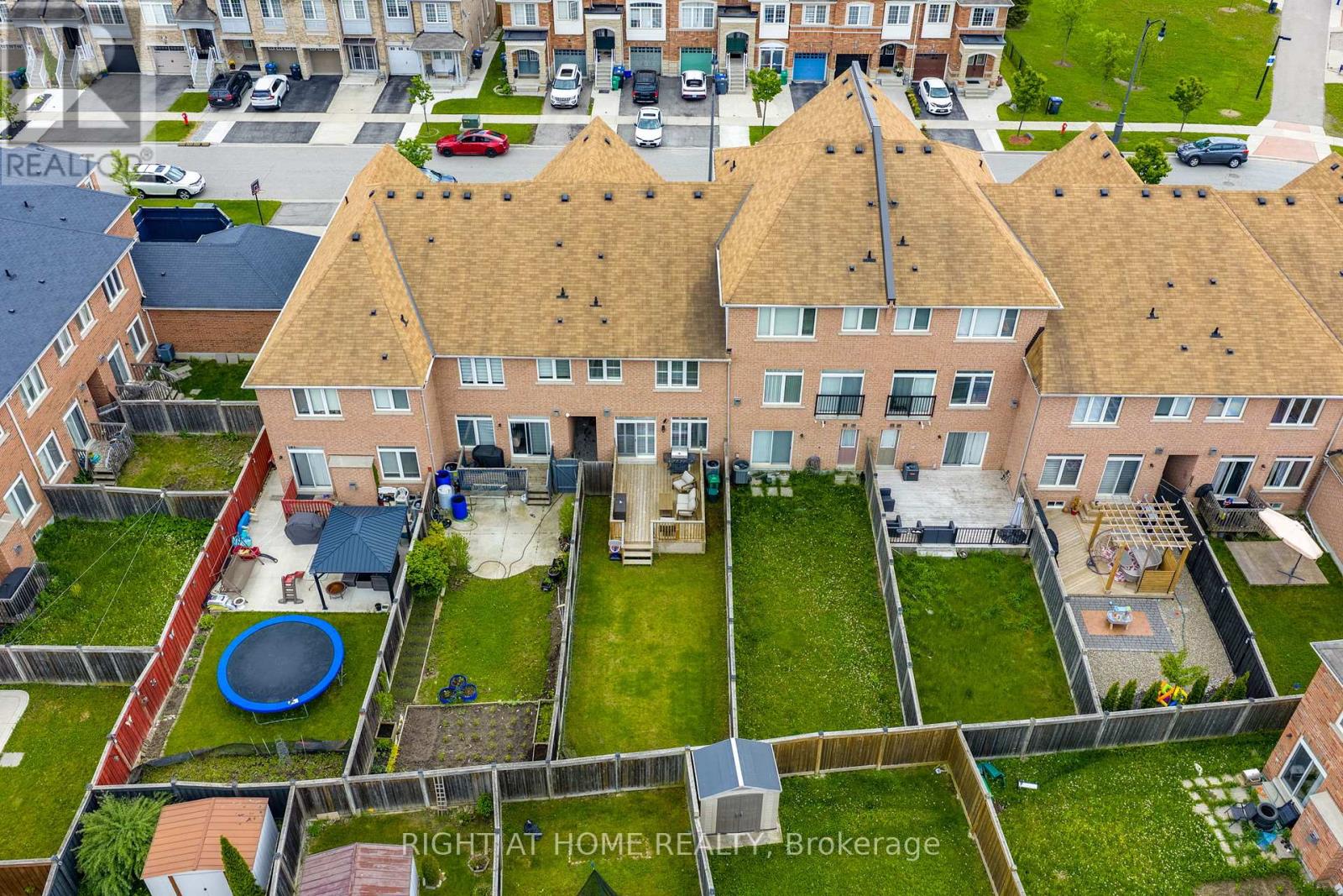 51 Lorenzo Circle, Brampton, Ontario  L6R 3N4 - Photo 35 - W12357554