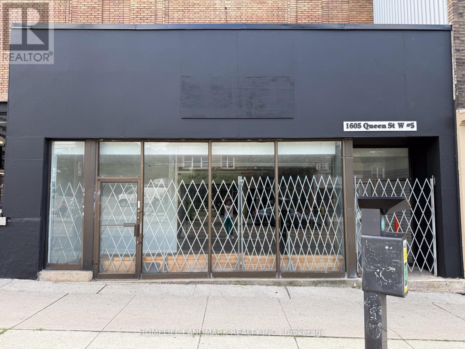 5 - 1605 QUEEN STREET W, Toronto, Ontario