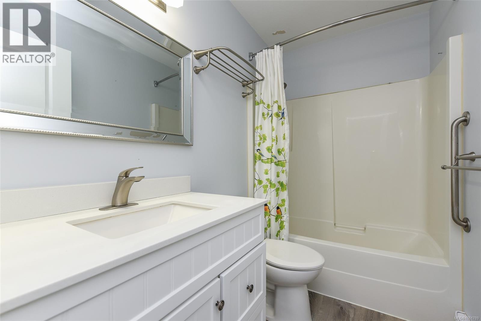 1b 851 5th St, Courtenay, British Columbia  V9N 1K8 - Photo 29 - 1001789