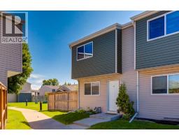 21, 5425 Pensacola Crescent Se Penbrooke Meadows, Calgary, Ca