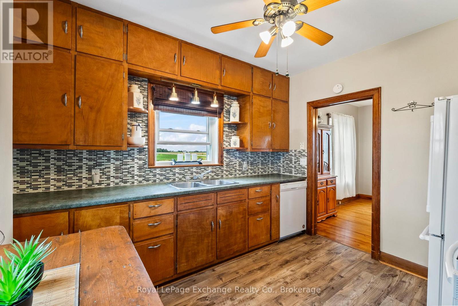 85796 Kintail Line, Ashfield-Colborne-Wawanosh, Ontario  N7A 3X9 - Photo 10 - X12357666