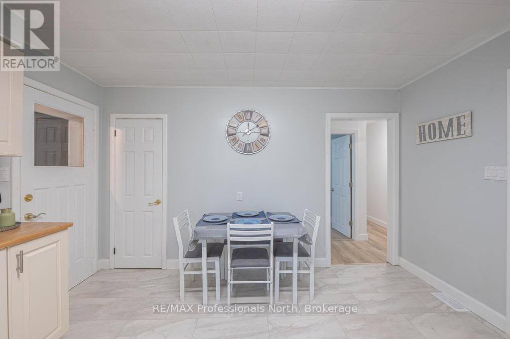 7 Stouffer Street, Minden Hills, Ontario  K0M 2K0 - Photo 16 - X12357714