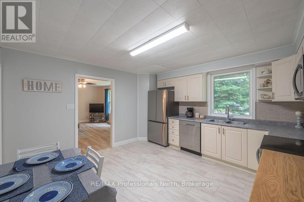 7 Stouffer Street, Minden Hills, Ontario  K0M 2K0 - Photo 17 - X12357714