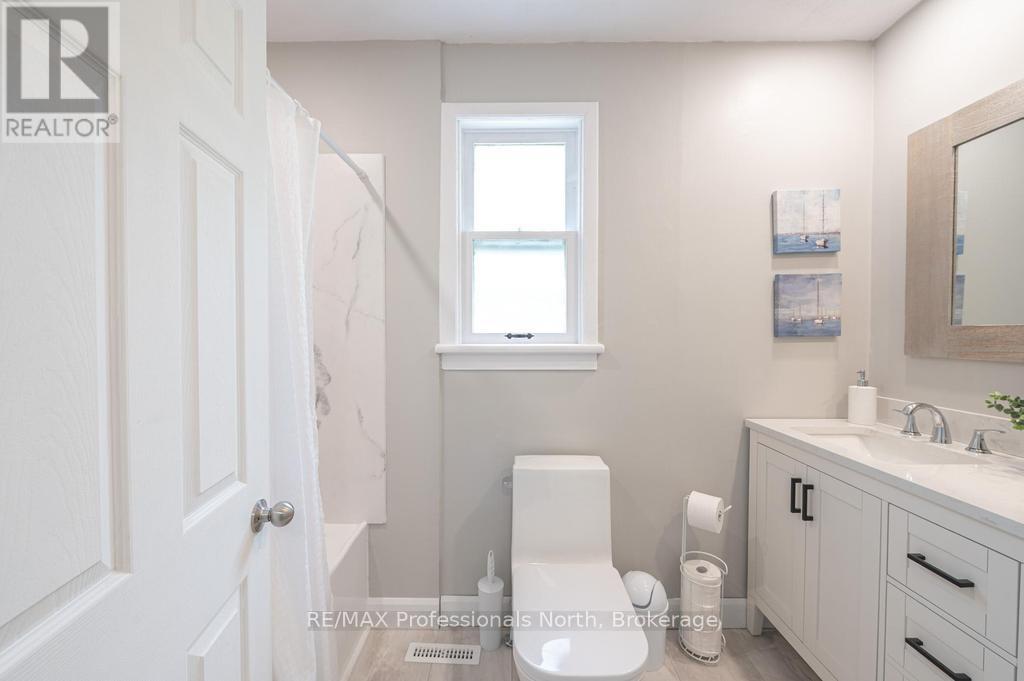 7 Stouffer Street, Minden Hills, Ontario  K0M 2K0 - Photo 23 - X12357714