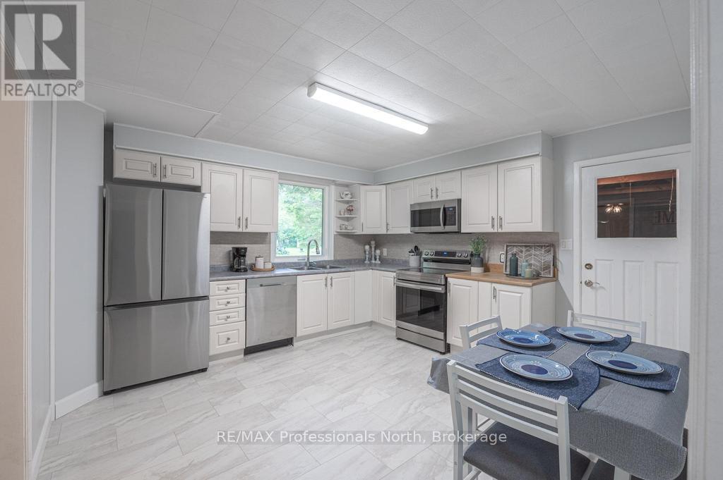 7 Stouffer Street, Minden Hills, Ontario  K0M 2K0 - Photo 24 - X12357714