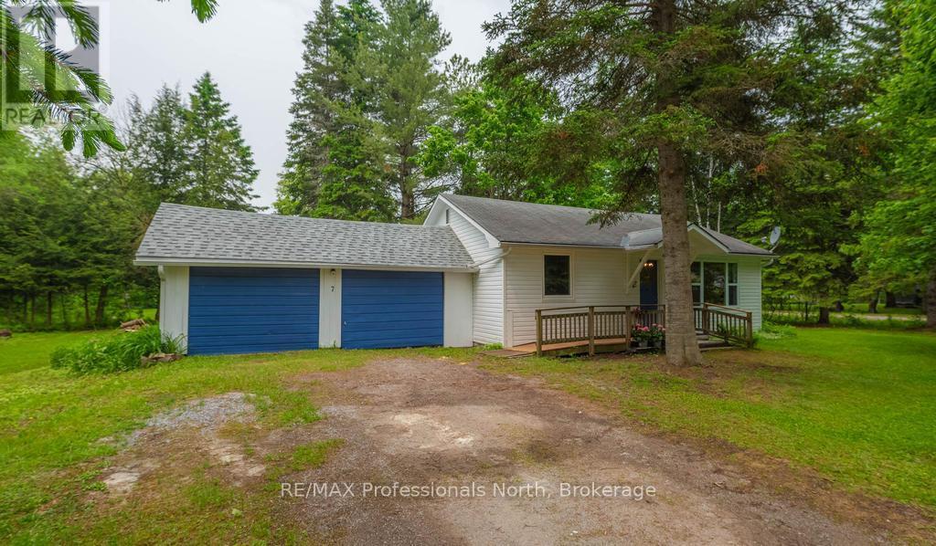 7 Stouffer Street, Minden Hills, Ontario  K0M 2K0 - Photo 26 - X12357714