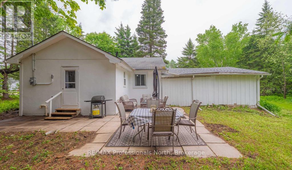 7 Stouffer Street, Minden Hills, Ontario  K0M 2K0 - Photo 4 - X12357714