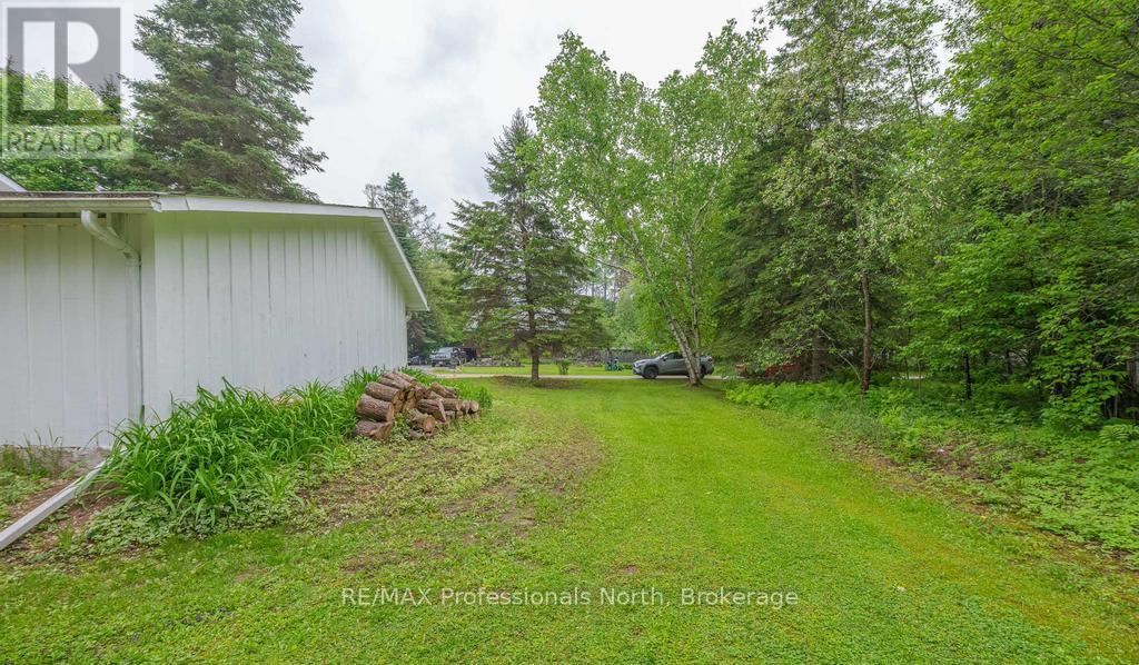 7 Stouffer Street, Minden Hills, Ontario  K0M 2K0 - Photo 7 - X12357714