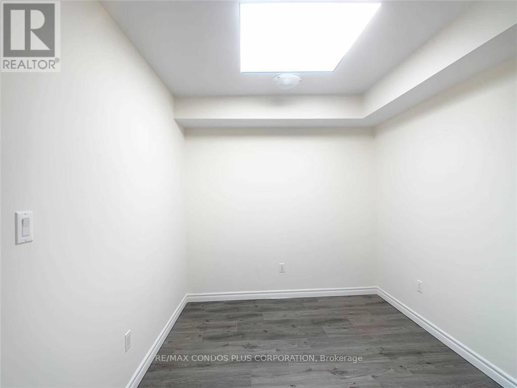 721 Danforth Avenue, Toronto, Ontario  M4J 1L2 - Photo 8 - E12340345