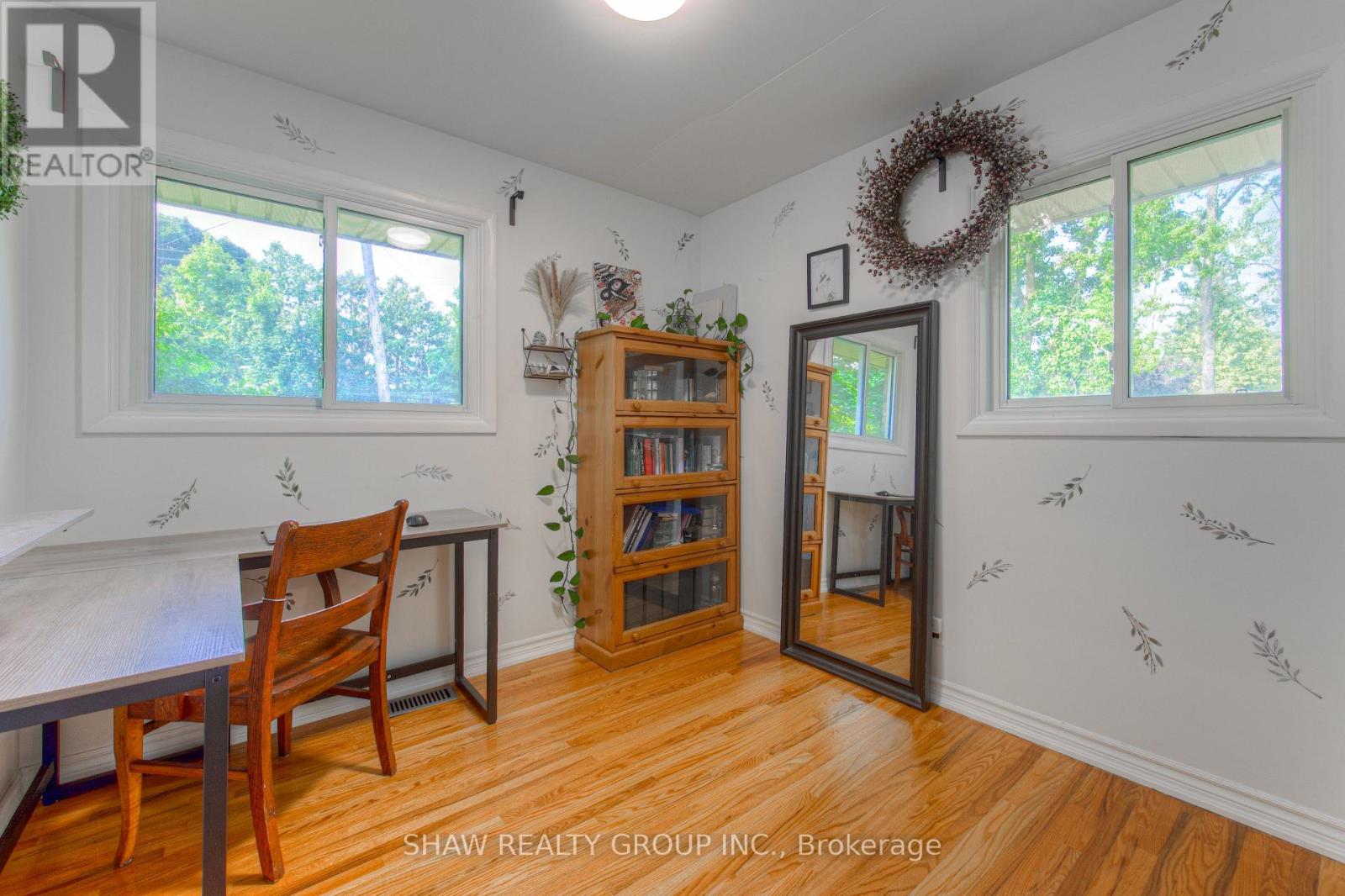 95 Silver Street, Brant, Ontario  N3L 1T8 - Photo 23 - X12329989