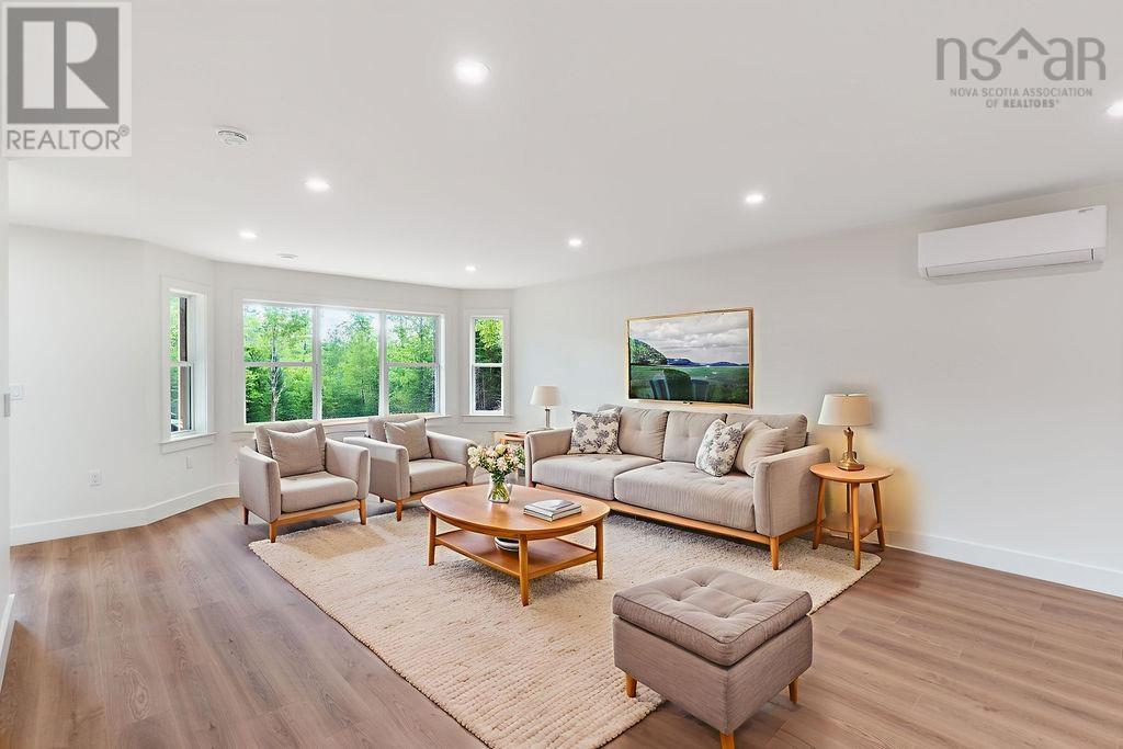 Property at 27 Periwinkle Drive image 2