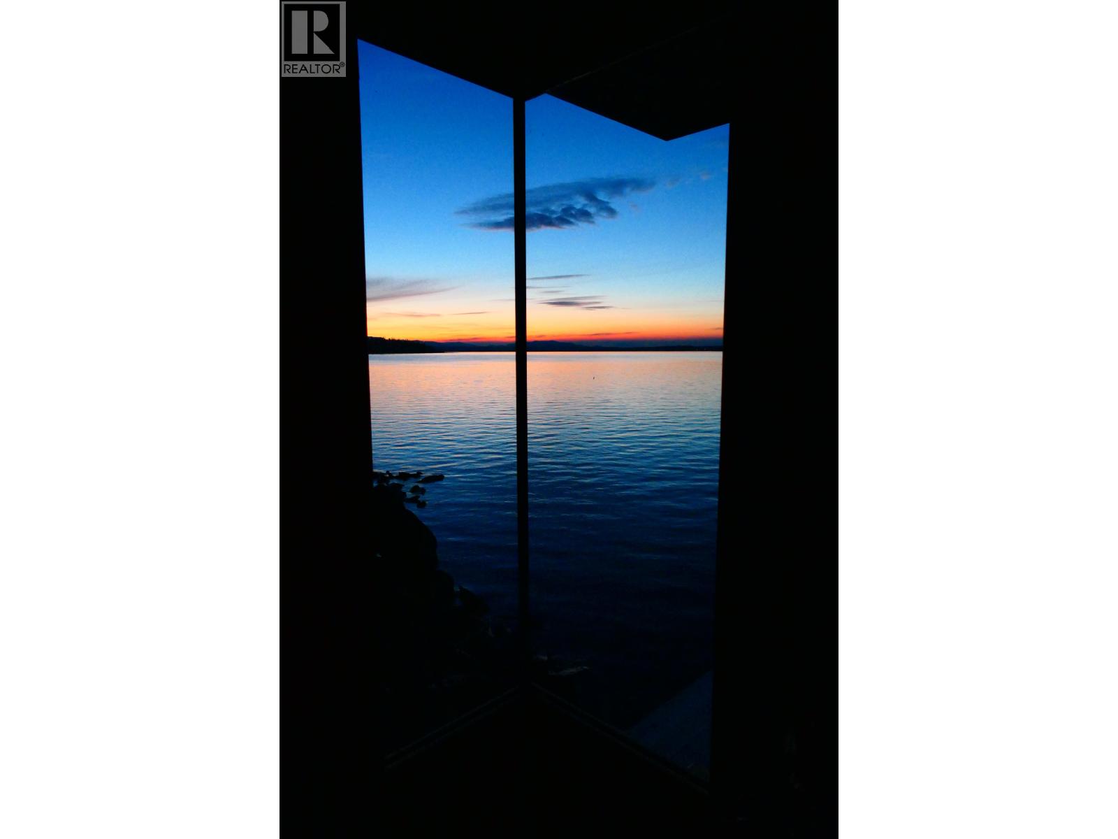 Stuart Lake Island, Fort St. James, British Columbia  V0J 1P0 - Photo 23 - R3032420