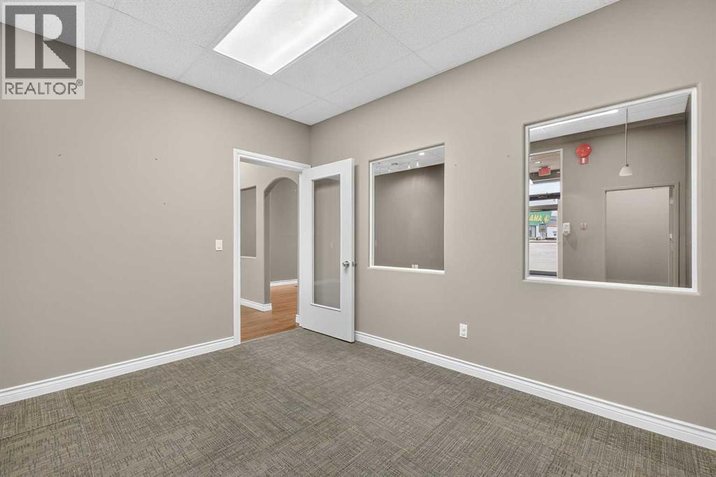 121, 4808 50 Street, Innisfail, Alberta  T4G 1C2 - Photo 4 - A2249596