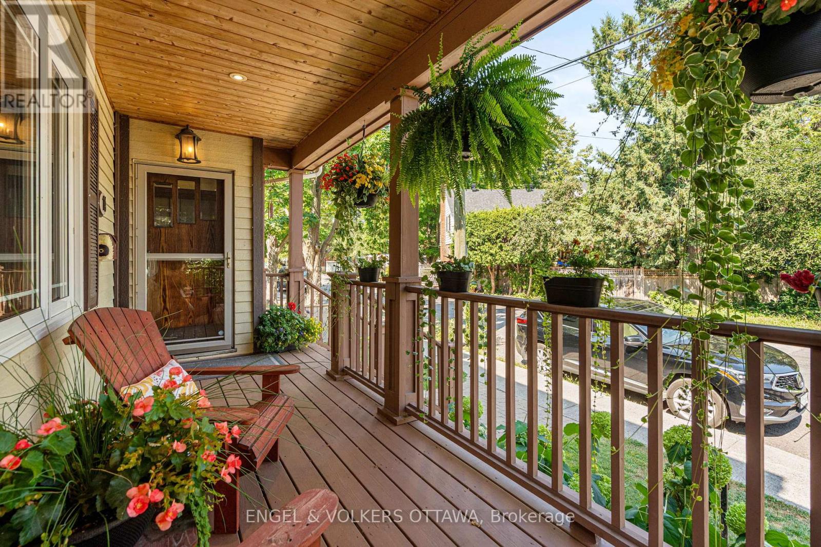 Property at 14 CAMERON AVENUE image 4