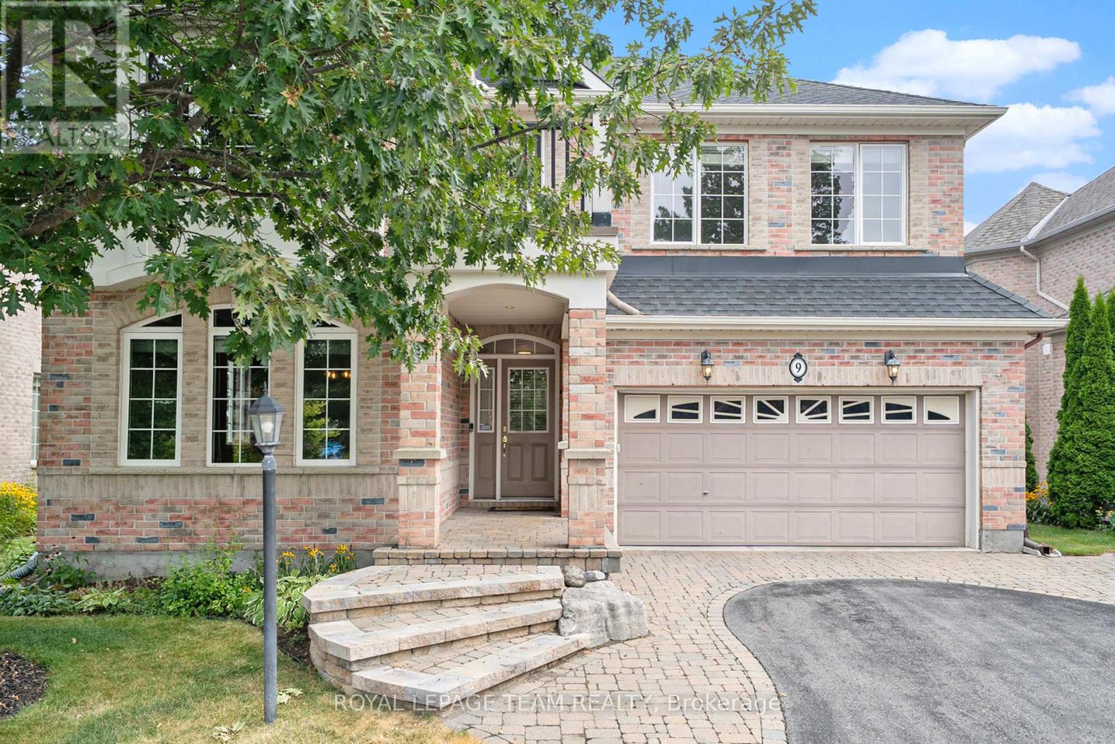 Property at 9 FENCEROW WAY image 1