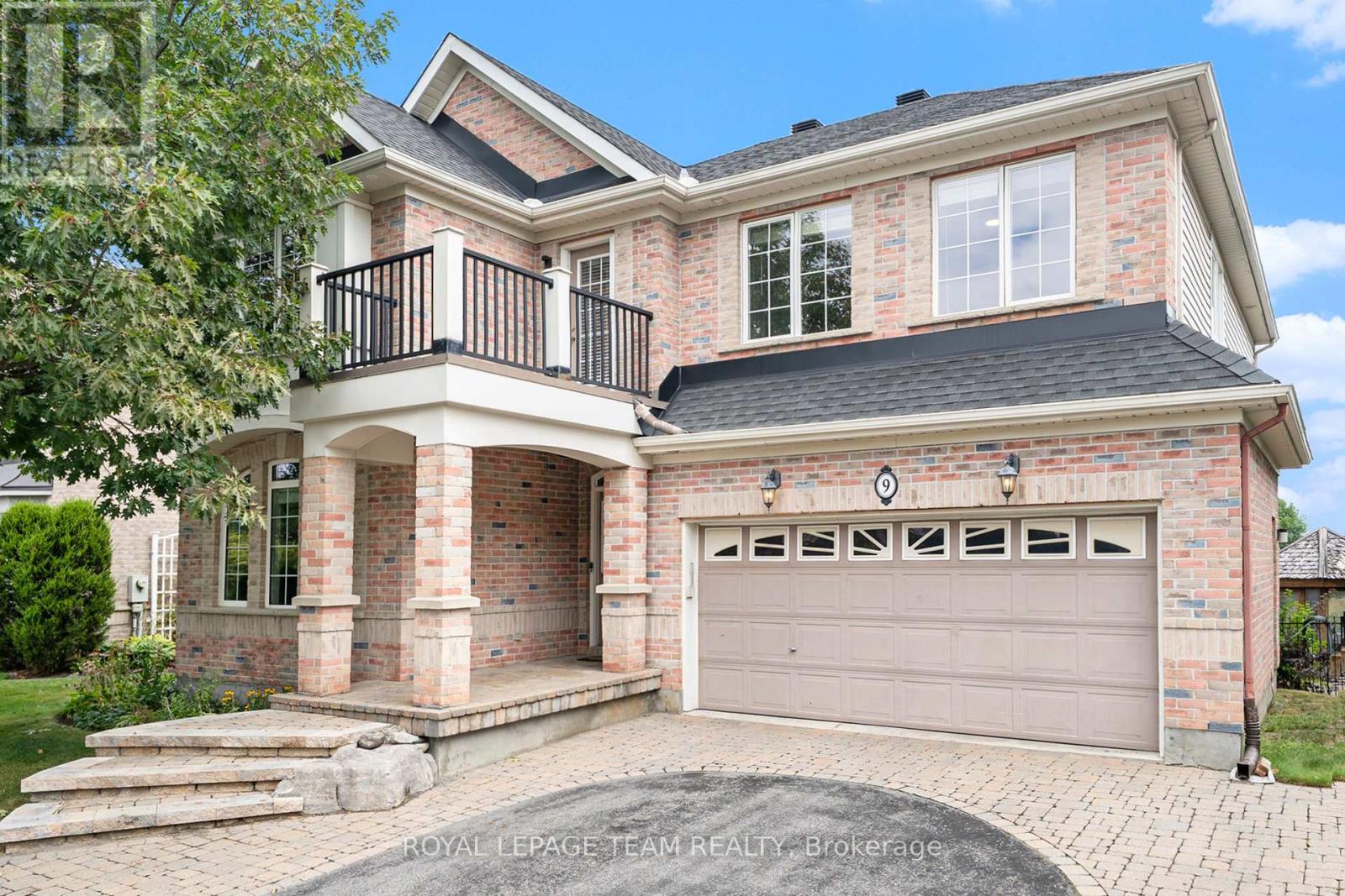 Property at 9 FENCEROW WAY image 2