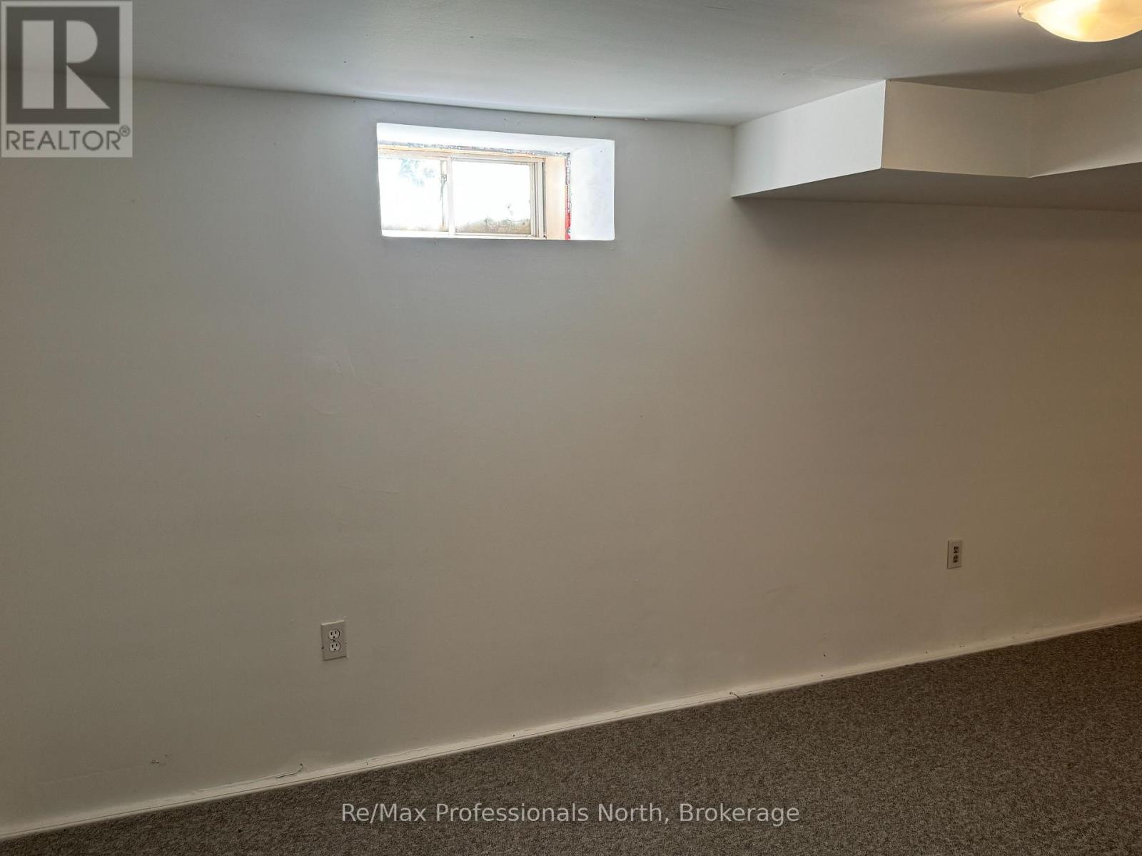 261 Hotchkiss Street, Gravenhurst (Muskoka (S)), Ontario  P1P 1H7 - Photo 23 - X12355185