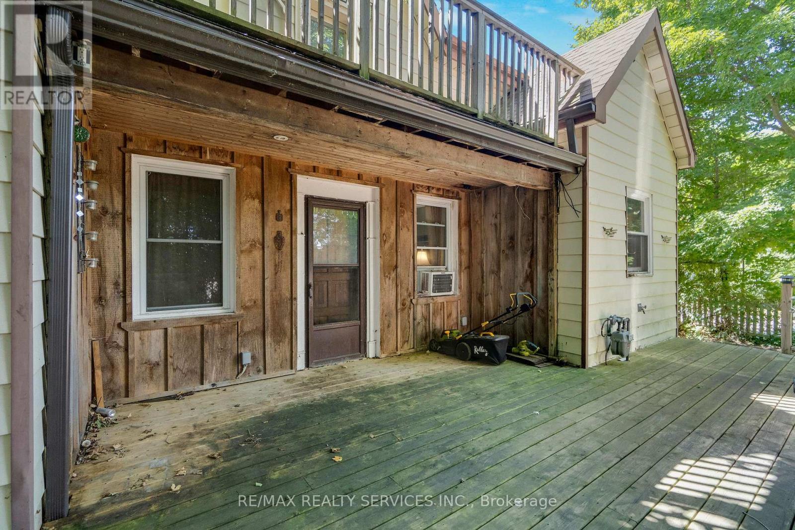 2 Parsons Avenue, Caledon, Ontario  L7C 1G1 - Photo 31 - W12357645