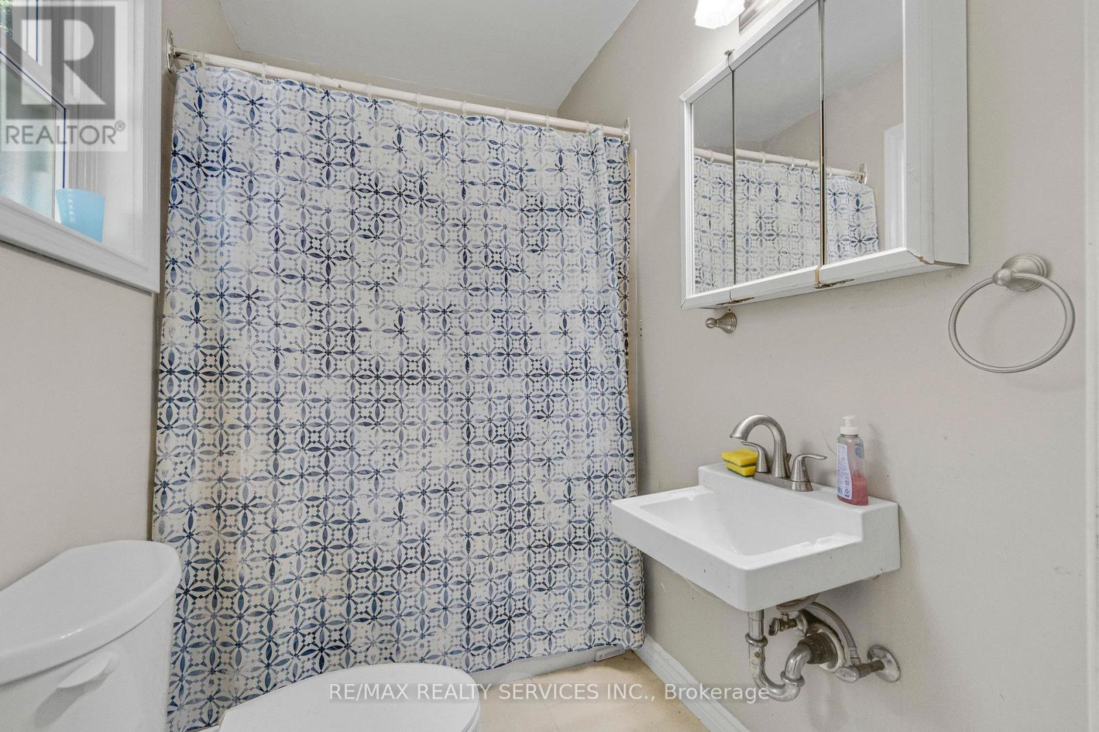 2 Parsons Avenue, Caledon, Ontario  L7C 1G1 - Photo 46 - W12357645