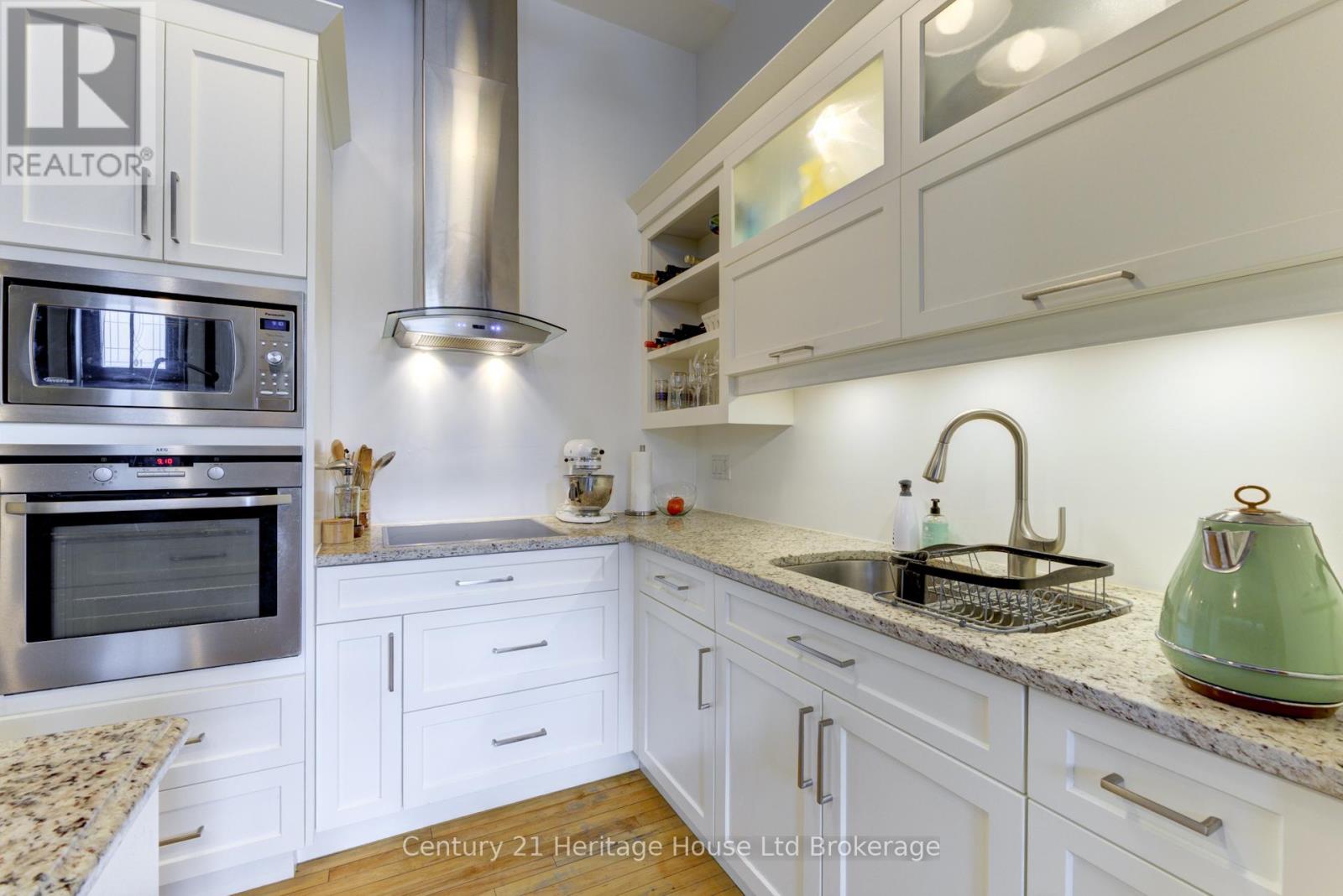 101 - 27 Chapel Street, Woodstock, Ontario  N4S 3R5 - Photo 23 - X12357749