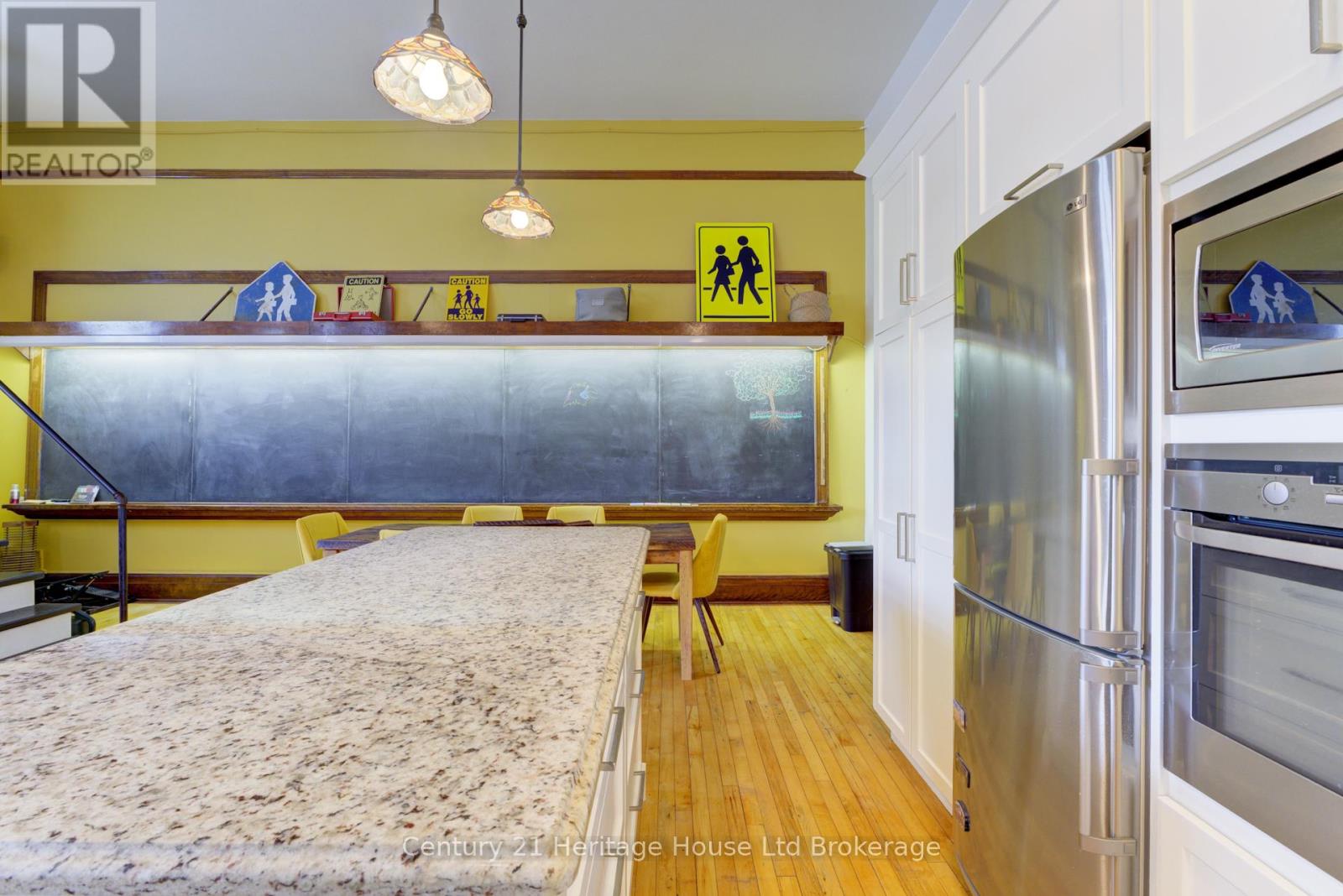 101 - 27 Chapel Street, Woodstock, Ontario  N4S 3R5 - Photo 25 - X12357749