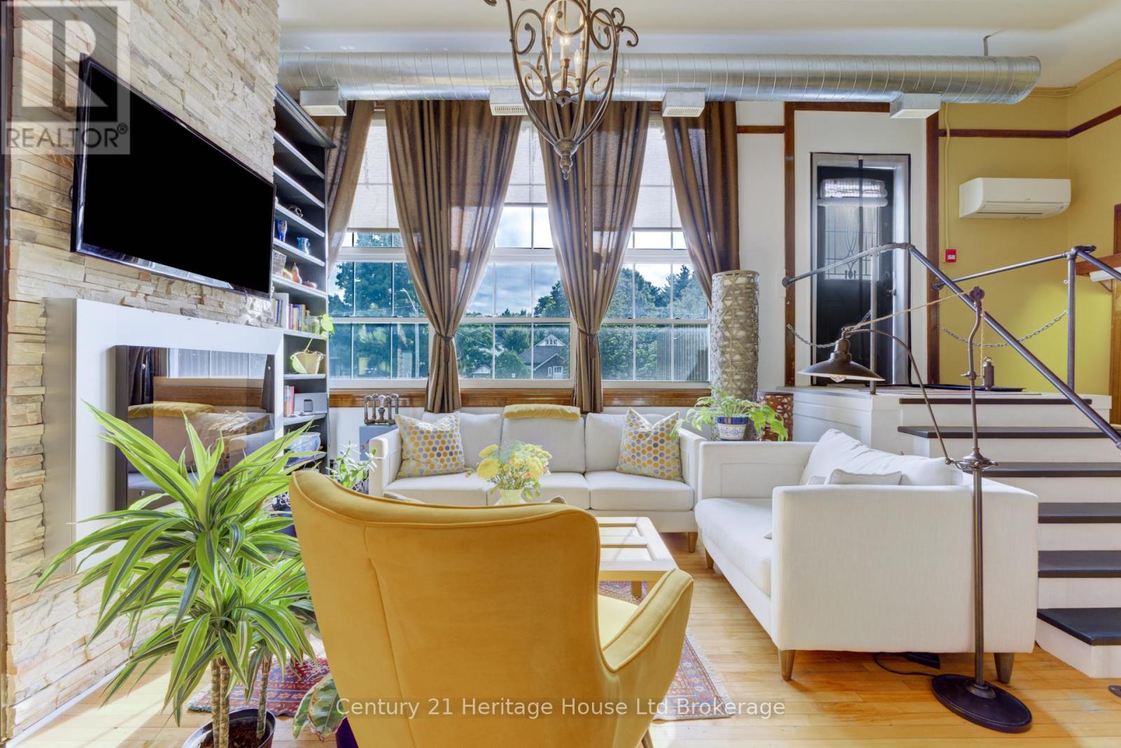 101 - 27 Chapel Street, Woodstock, Ontario  N4S 3R5 - Photo 29 - X12357749