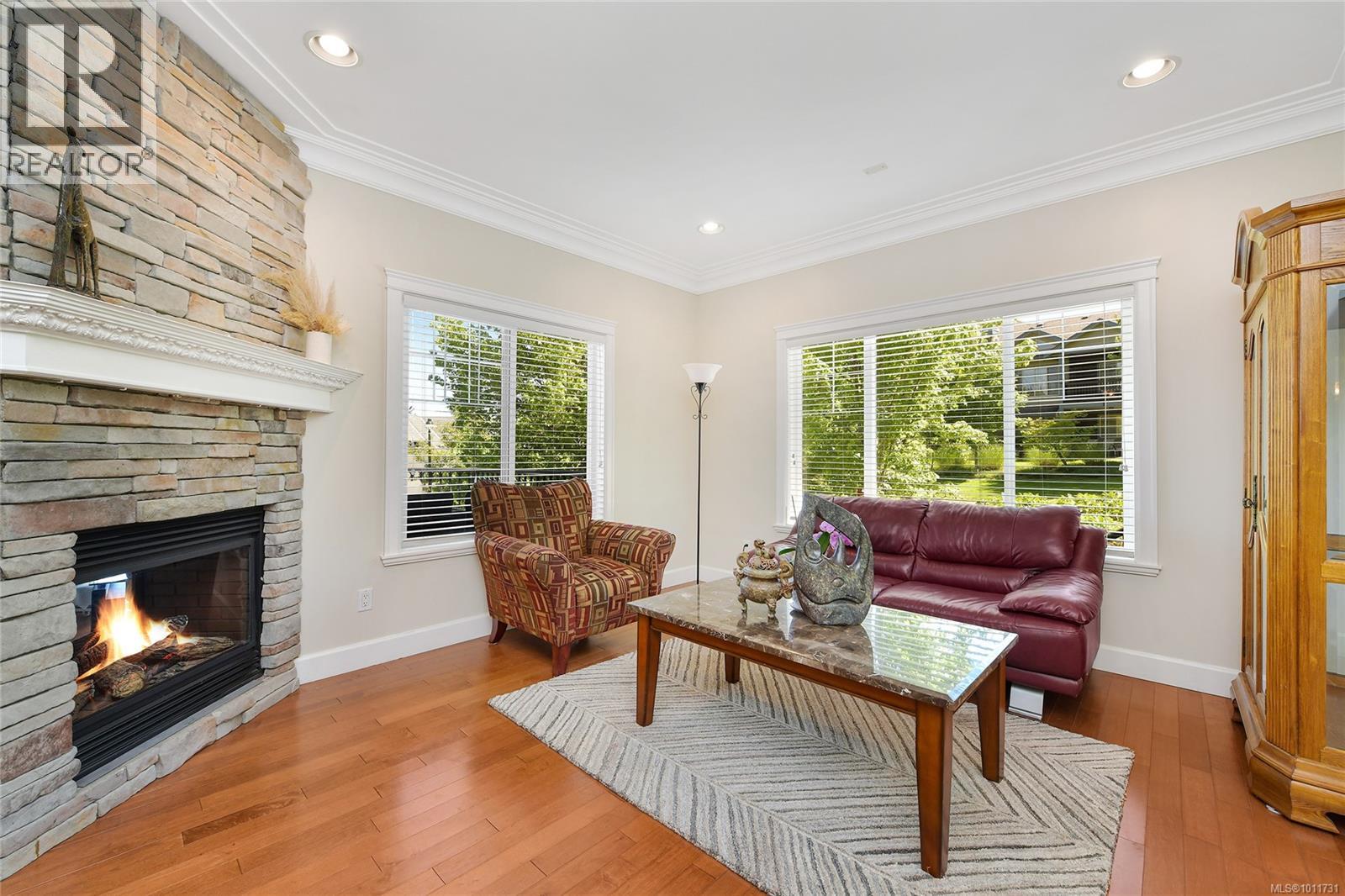 Property at 2110 Bishops Gate image 5