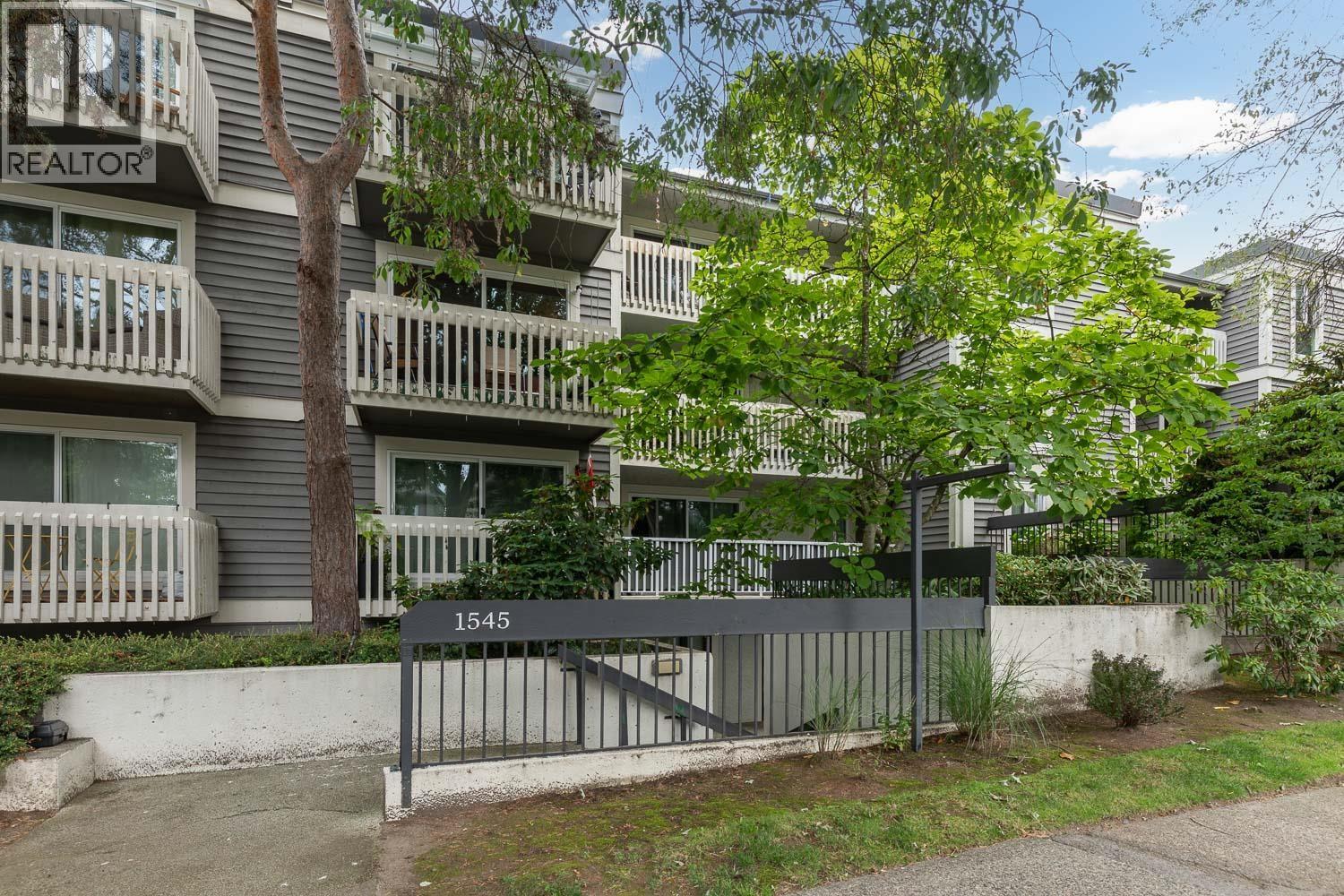 305 1545 E 2ND AVENUE, Vancouver, British Columbia