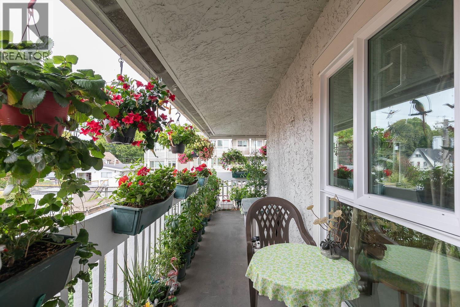 305 1545 E 2nd Avenue, Vancouver, British Columbia  V5N 1C8 - Photo 11 - R3039408
