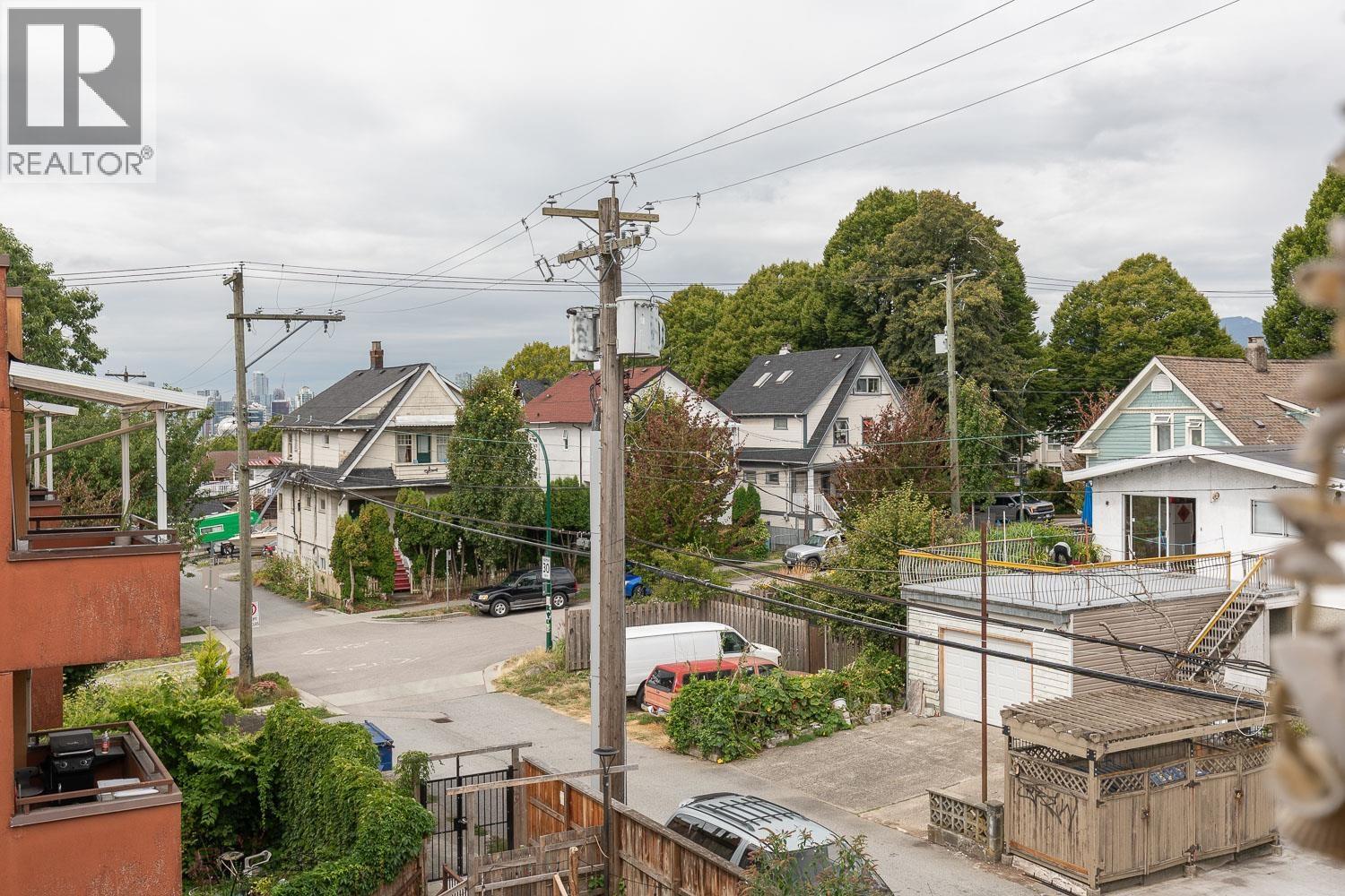 305 1545 E 2nd Avenue, Vancouver, British Columbia  V5N 1C8 - Photo 12 - R3039408