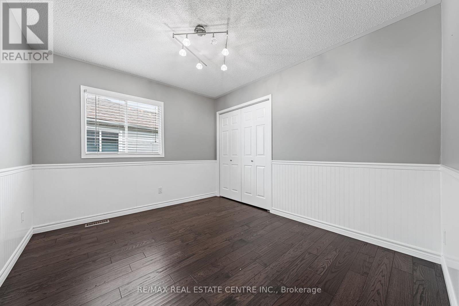 163 Glenvalley Drive, Cambridge, Ontario  N1T 1R1 - Photo 25 - X12357620