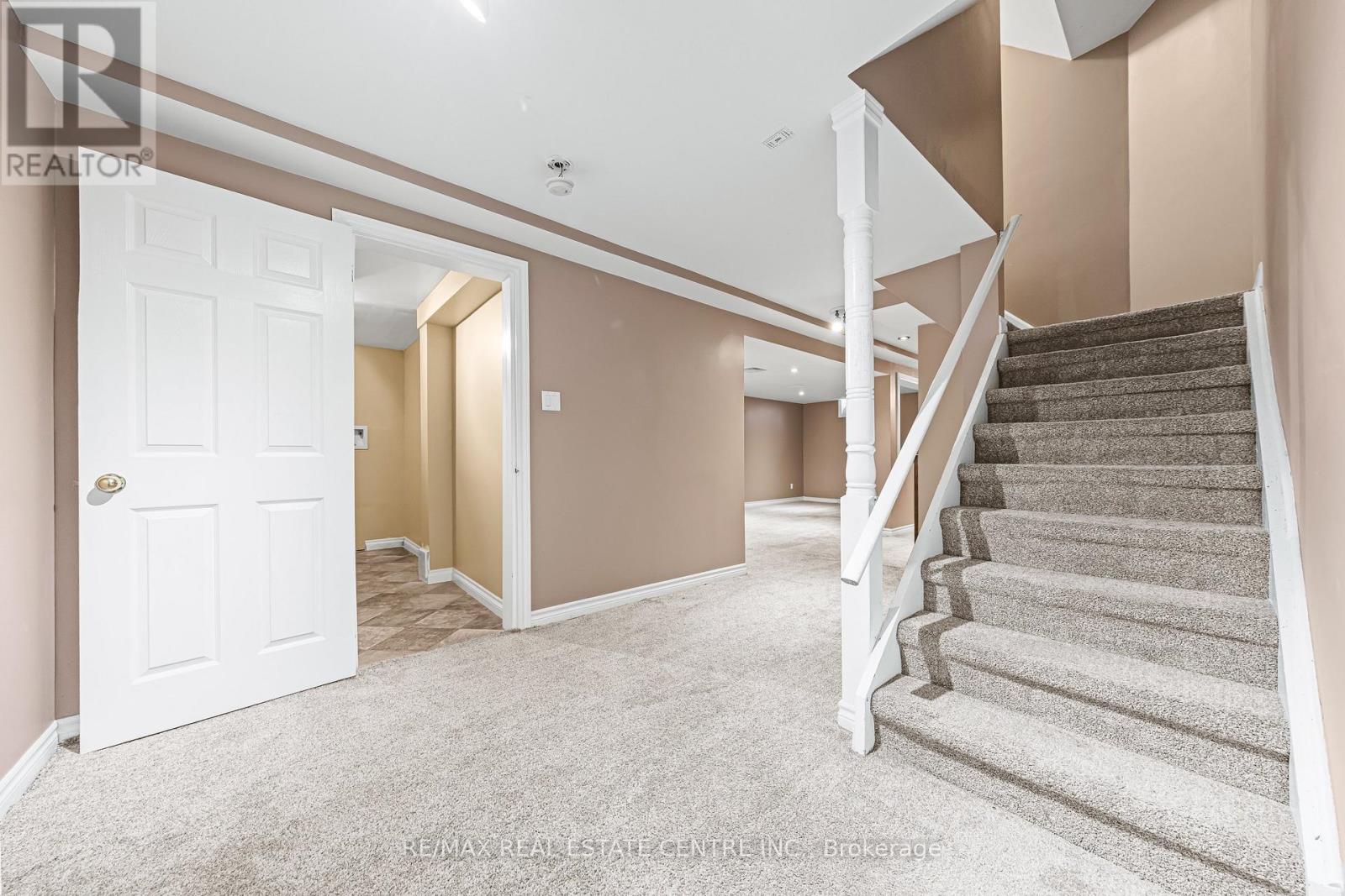 163 Glenvalley Drive, Cambridge, Ontario  N1T 1R1 - Photo 32 - X12357620