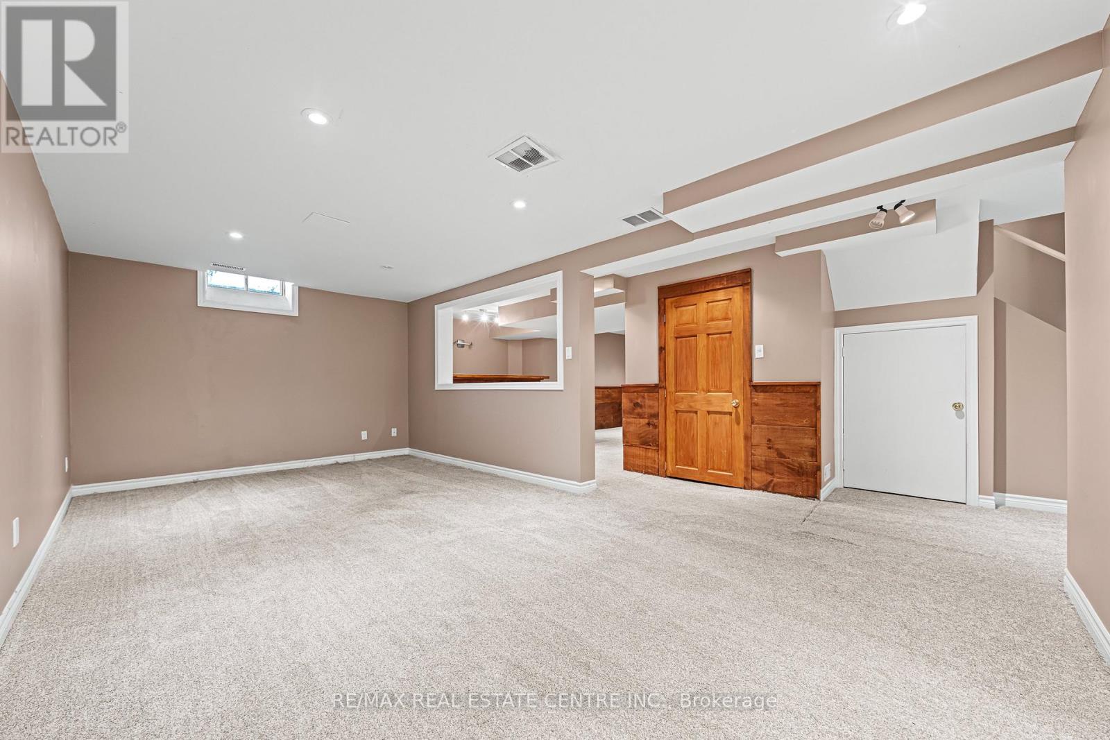 163 Glenvalley Drive, Cambridge, Ontario  N1T 1R1 - Photo 35 - X12357620